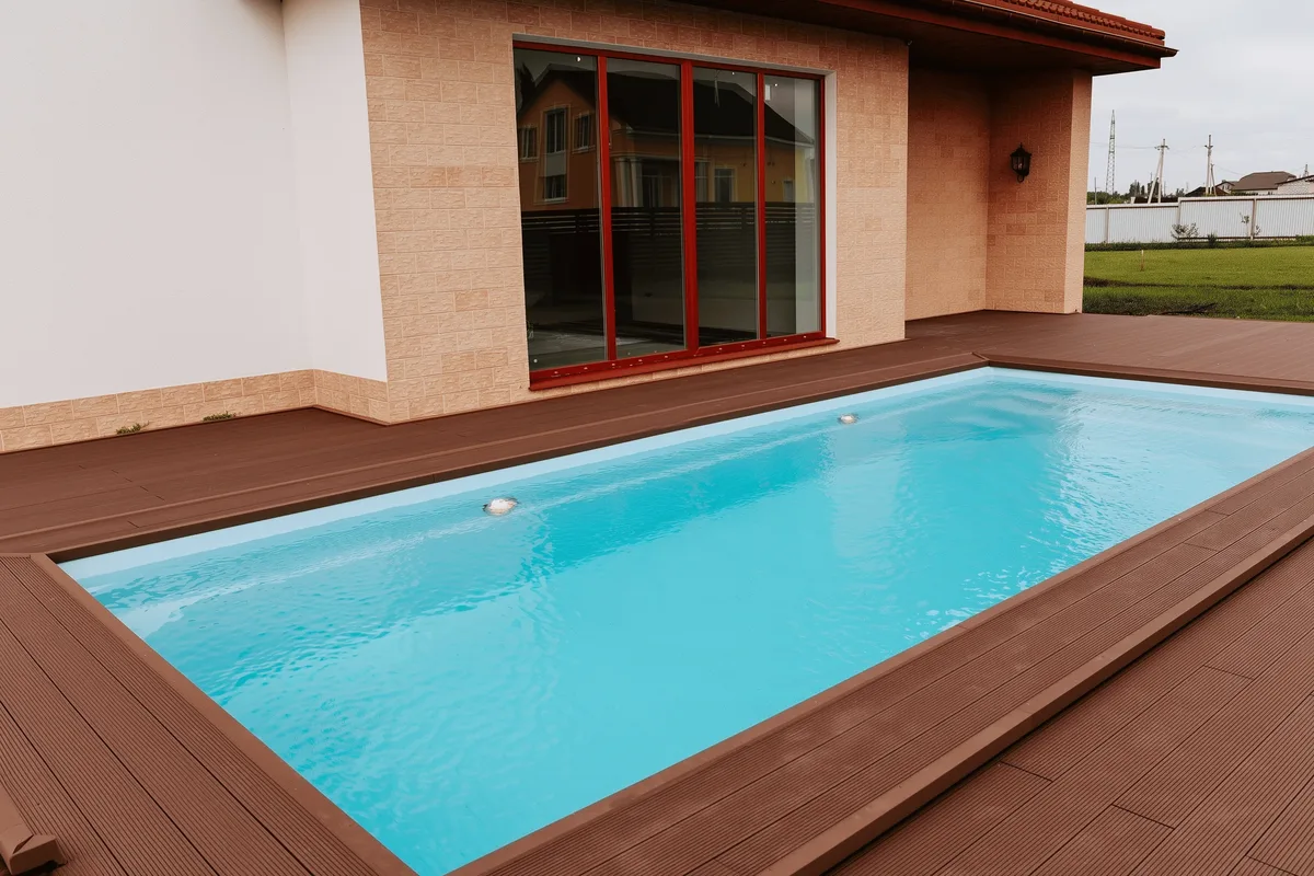 Композитный бассейн Laguna 8 — вид сверху в Октябрьском